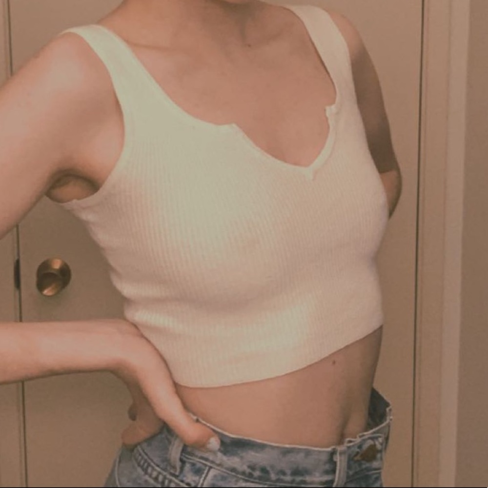 UO ribbed crop top